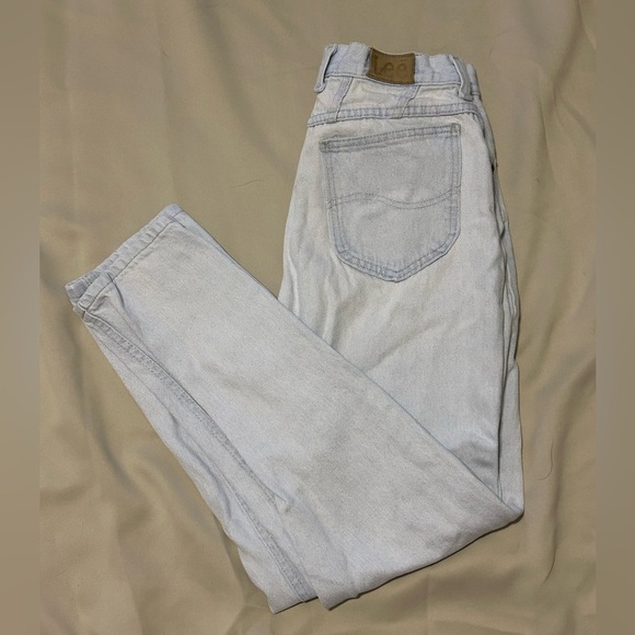 Vintage Lee Women’s Light Blue Wash Jeans - Size 10 Short - Picture 1 of 14